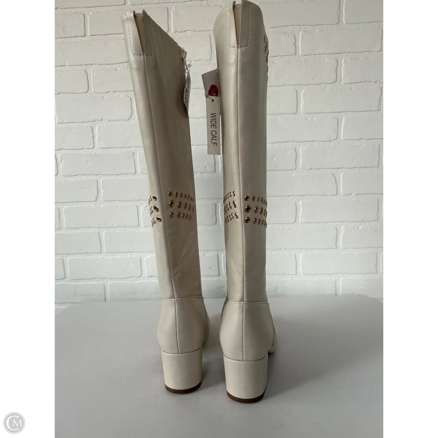 Boots Ankle Heels By Clothes Mentor In Cream, Size: 8