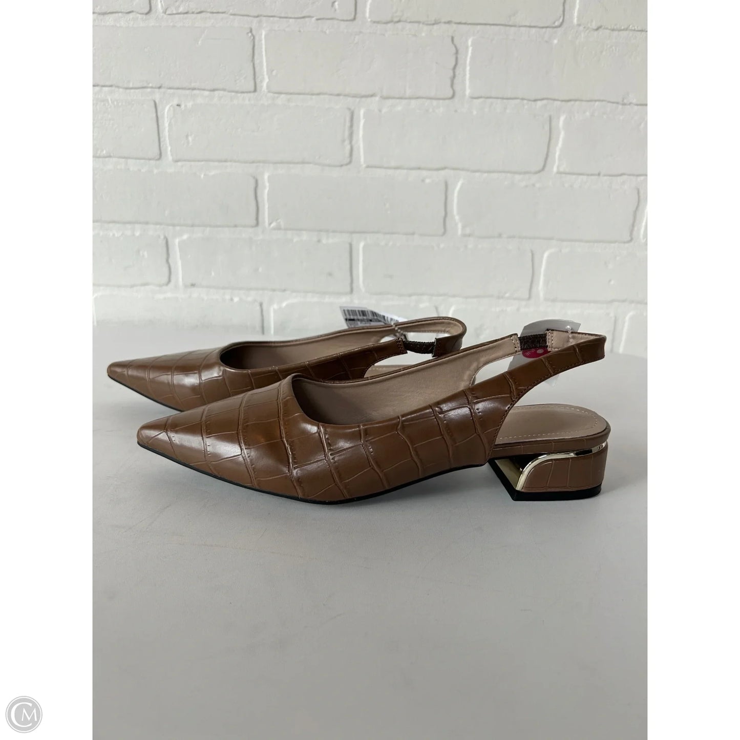 Shoes Flats By Clothes Mentor In Brown, Size: 7.5