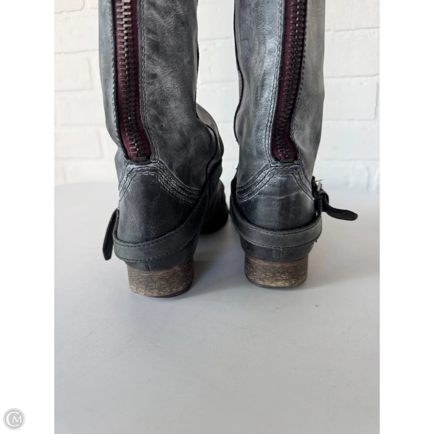 Boots Knee Flats By Steve Madden In Grey, Size: 9