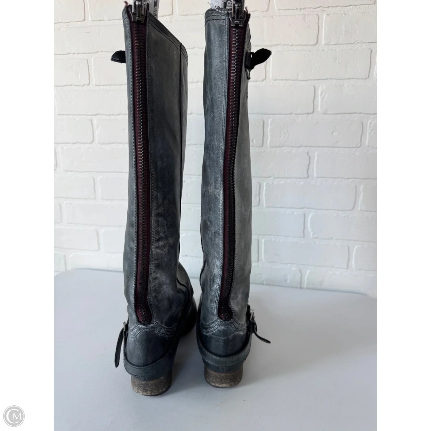 Boots Knee Flats By Steve Madden In Grey, Size: 9
