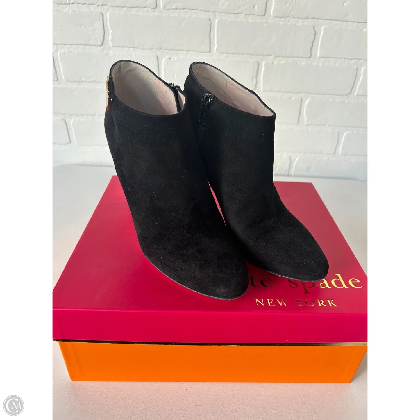 Boots Designer By Kate Spade In Black & Gold, Size: 8.5