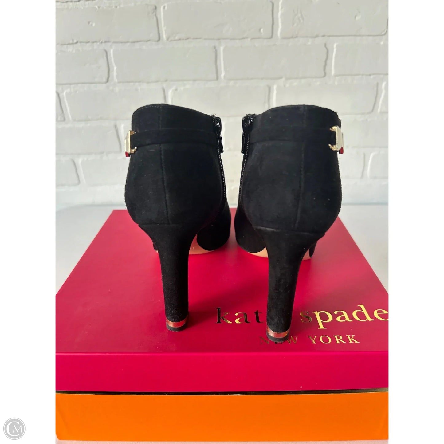 Boots Designer By Kate Spade In Black & Gold, Size: 8.5