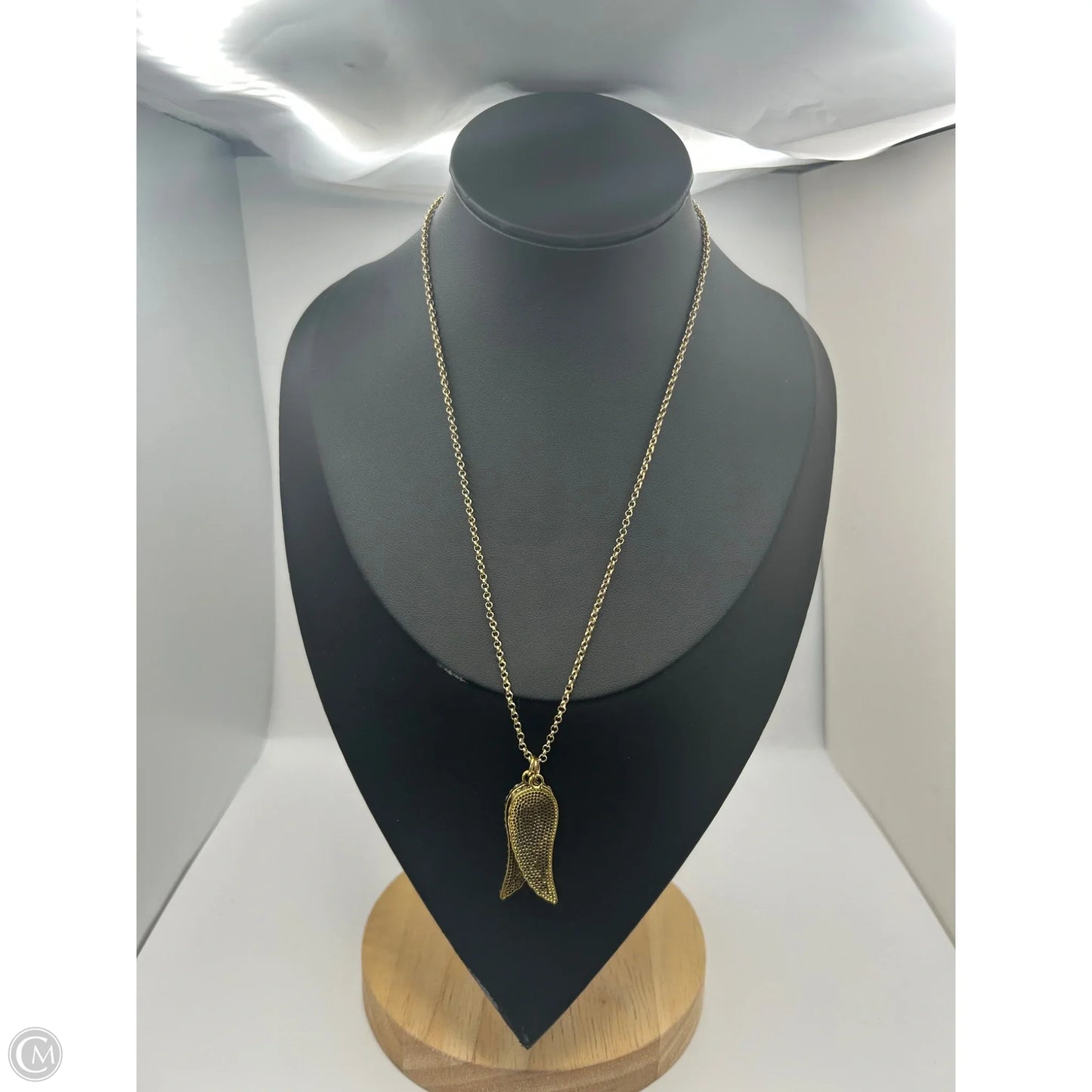 Necklace Pendant By Clothes Mentor