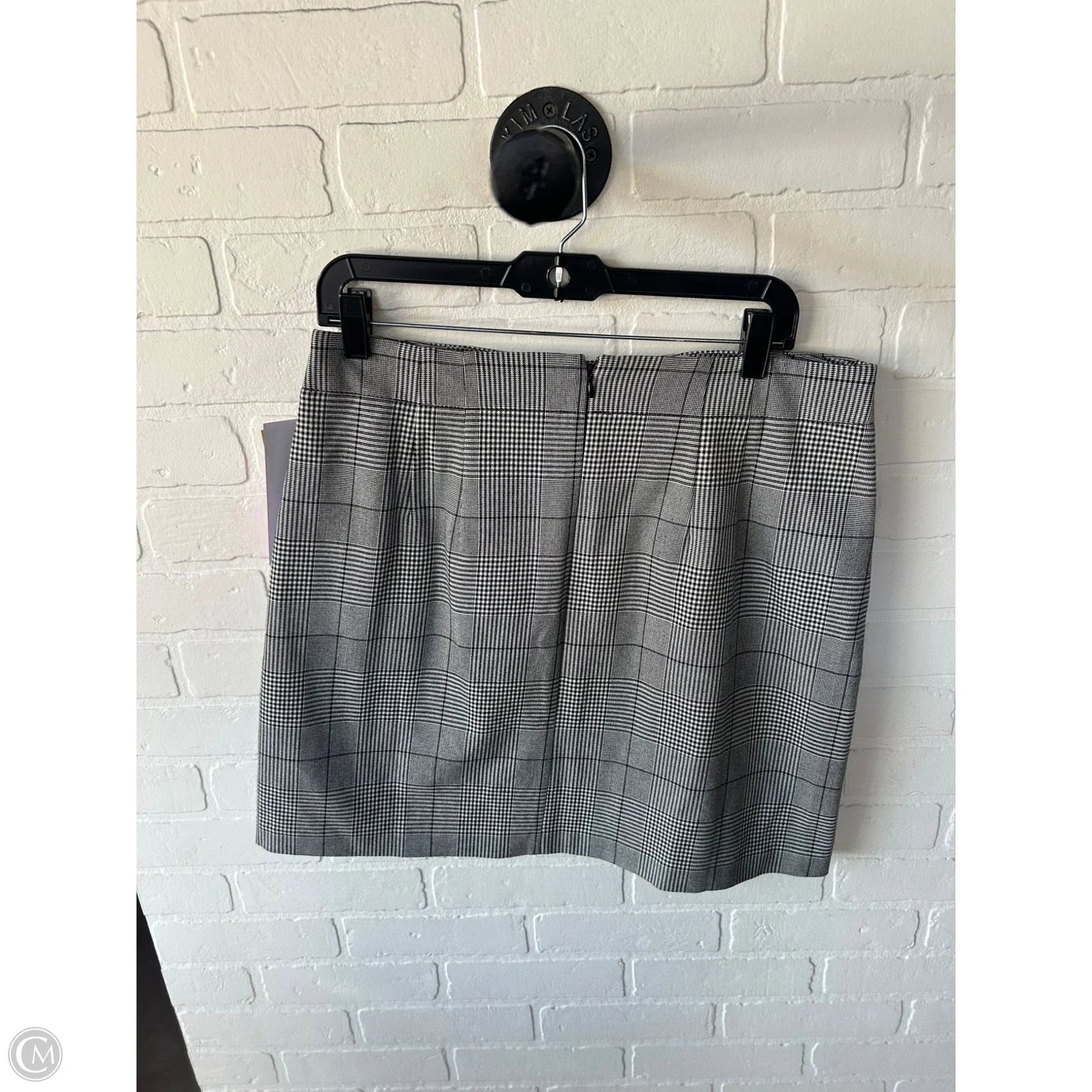 Skirt Mini & Short By Loft In Black & White, Size: 10