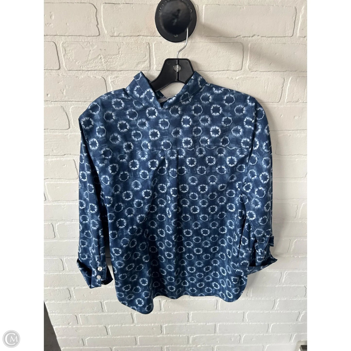 Top Long Sleeve By Chicos In Blue & White, Size: M