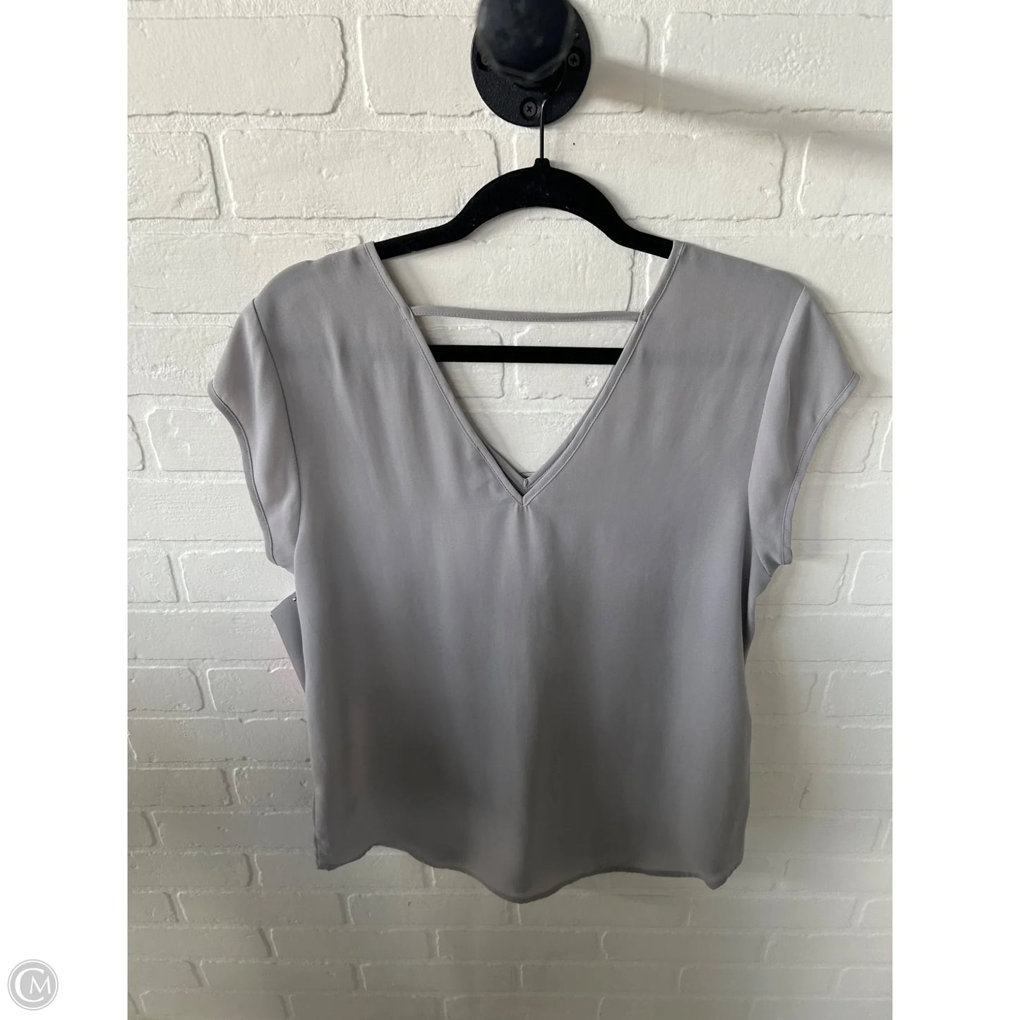 Blouse Sleeveless By Dr2 In Grey, Size: M