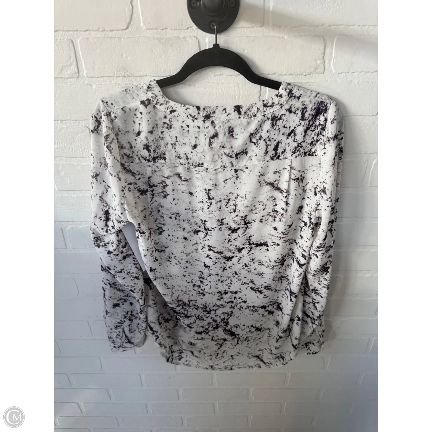 Blouse Long Sleeve By Saint Tropez In Purple & White, Size: S