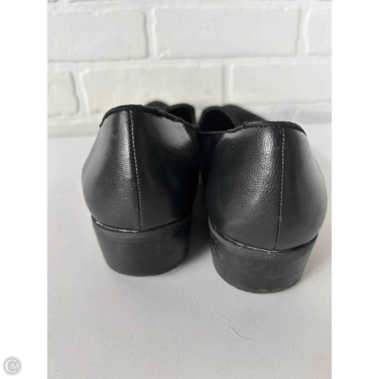 Shoes Flats By Tahari In Black, Size: 9.5
