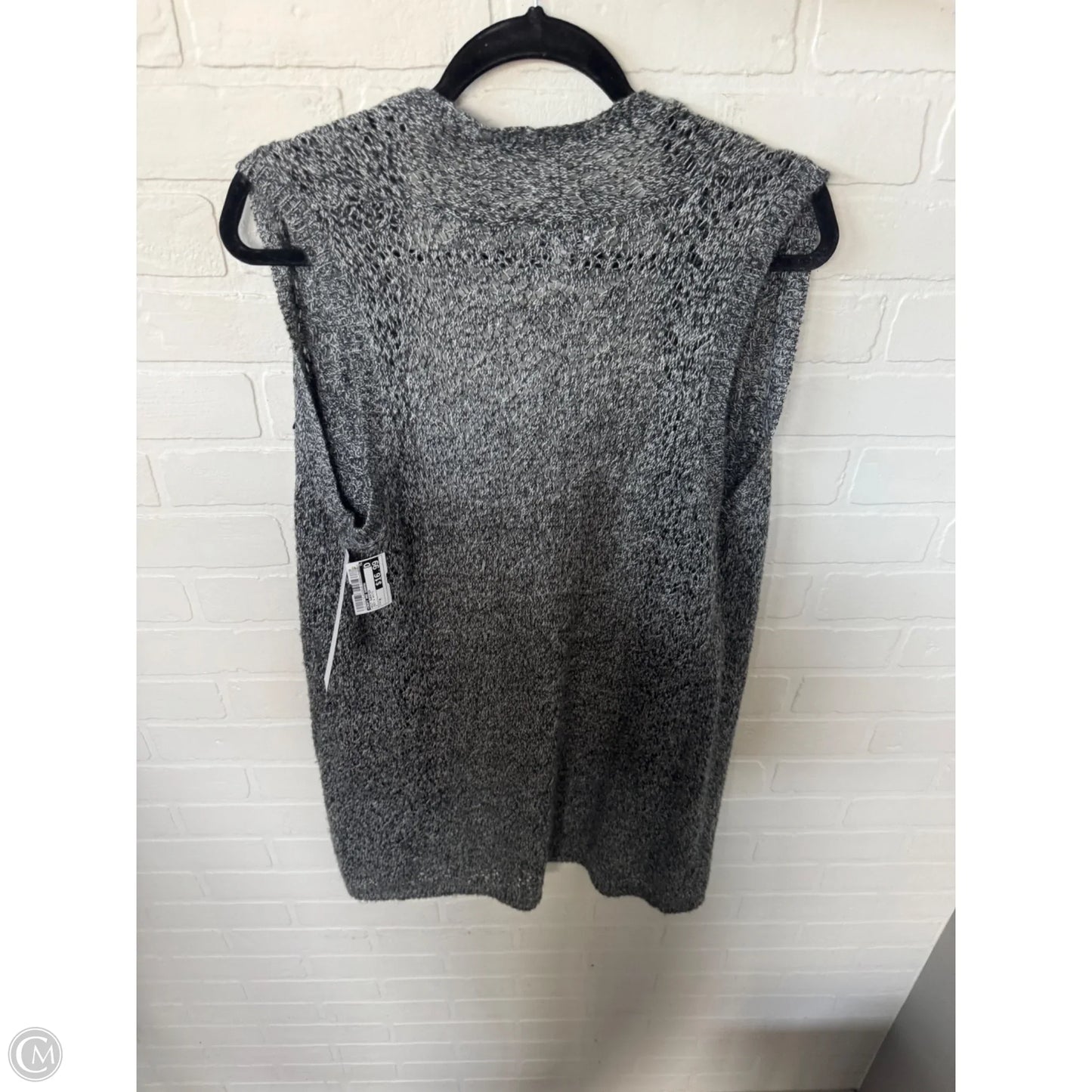 Vest Sweater By Croft And Barrow In Grey & White, Size: M