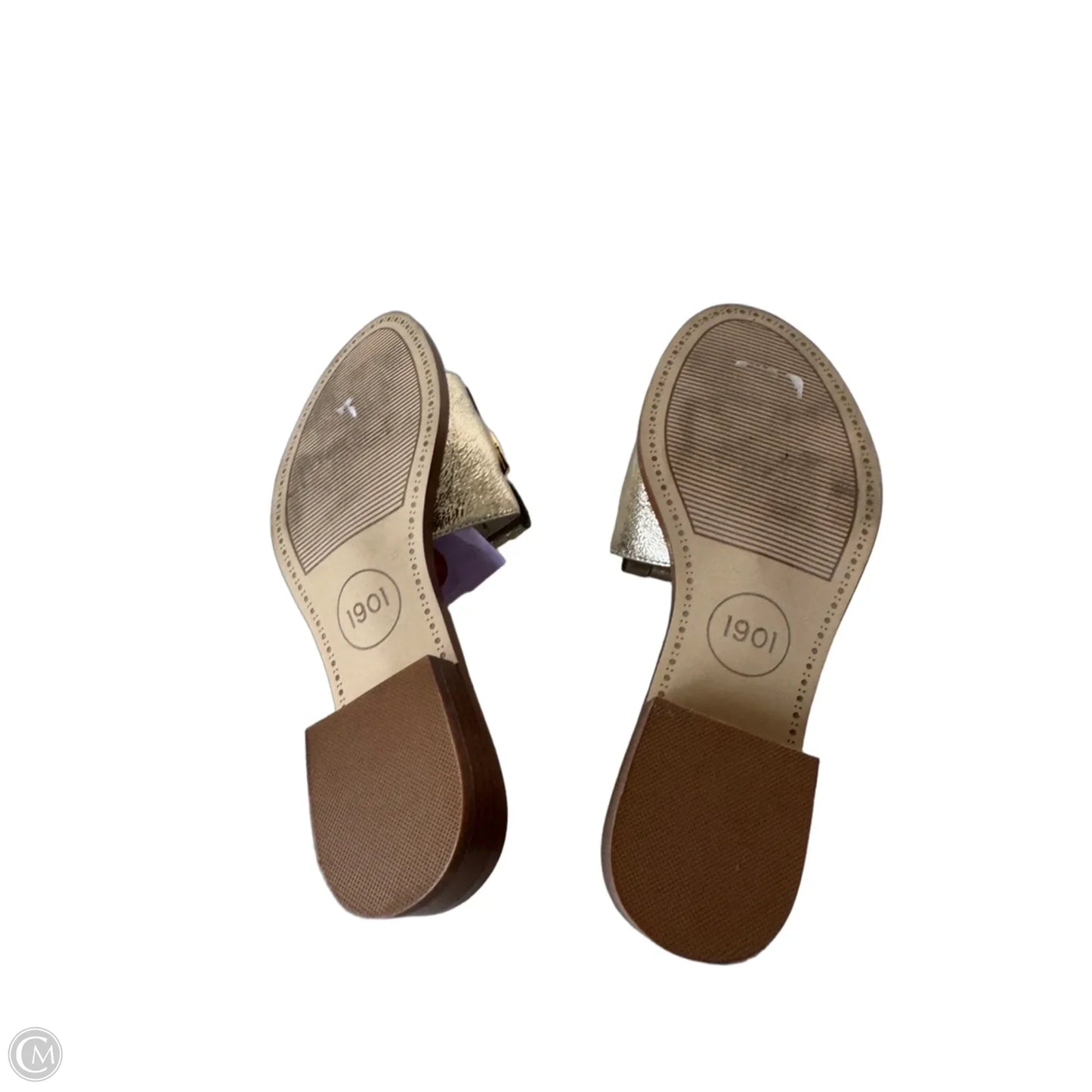 Sandals Flats By 1901 In Gold, Size: 5.5
