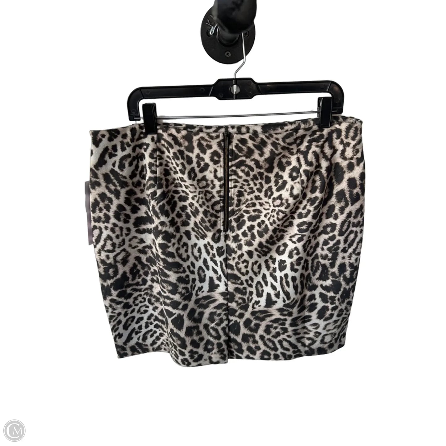 Skirt Mini & Short By Cabi In Leopard Print, Size: 14
