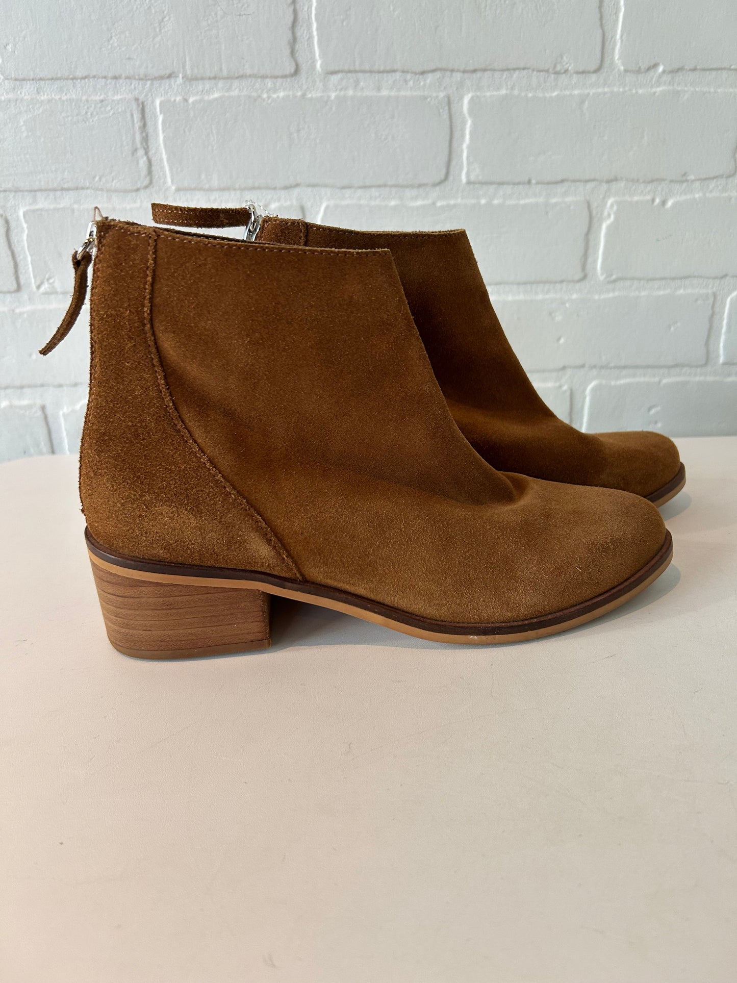 Boots Ankle Flats By Steve Madden In Brown, Size: 8