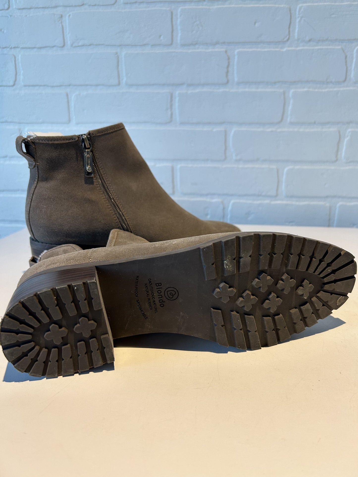 Boots Ankle Flats By Blondo Size: 9