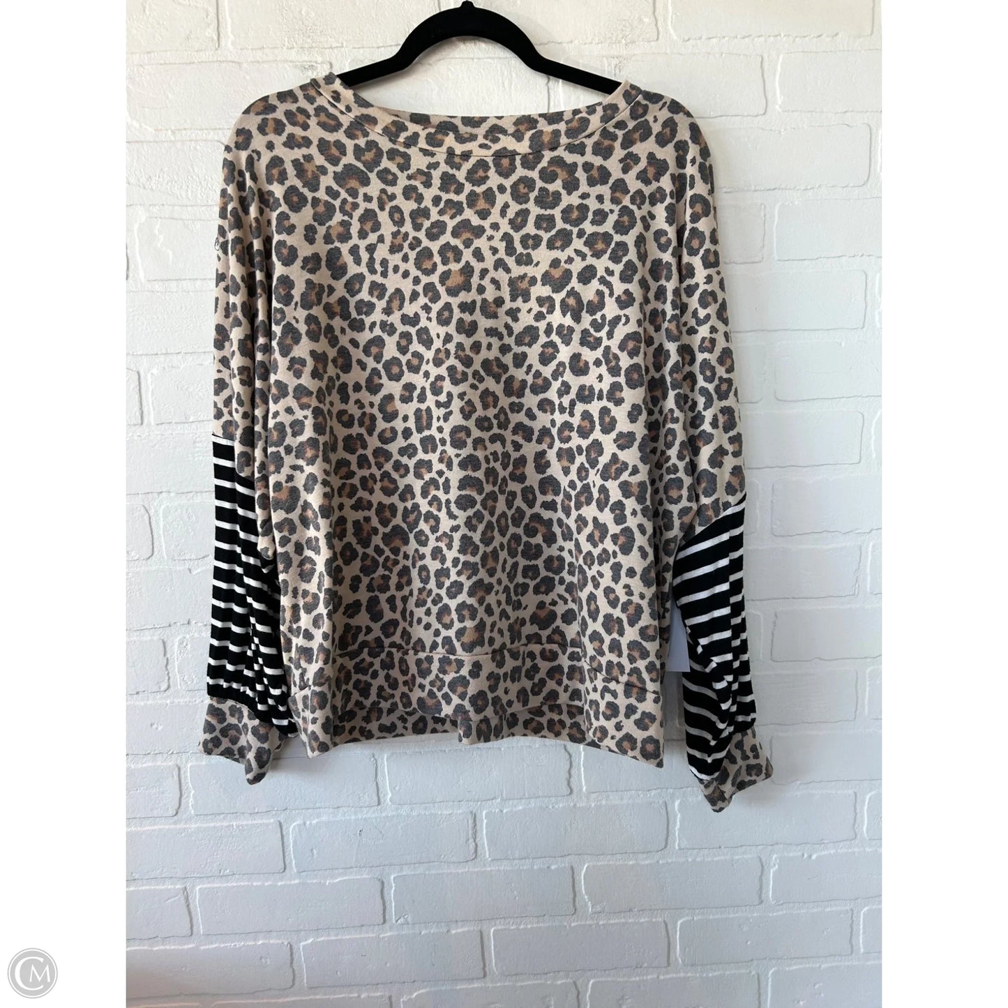 Top Long Sleeve By Sew In Love In Animal Print, Size: M