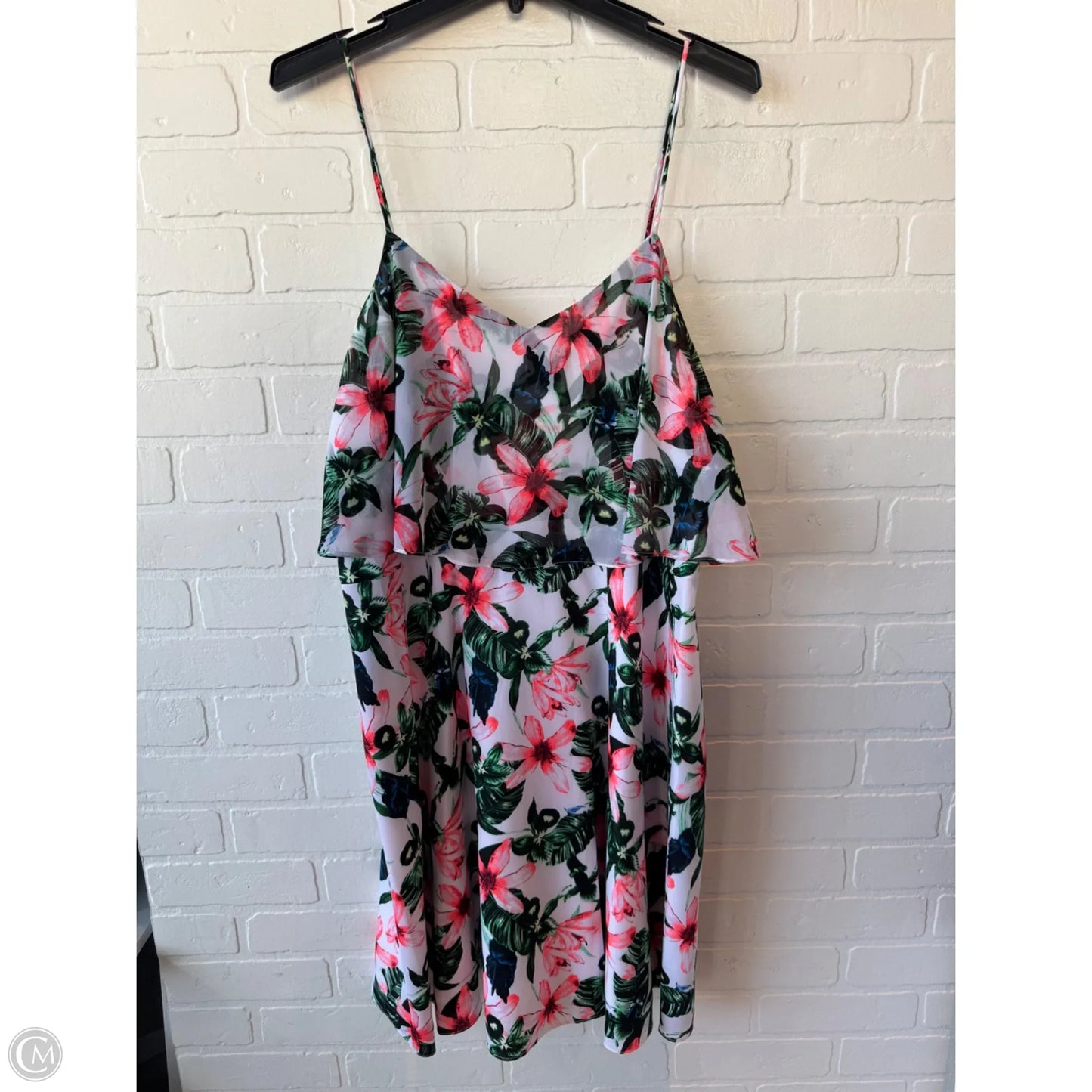 Dress Casual Short By Vince Camuto In Green & Pink, Size: L