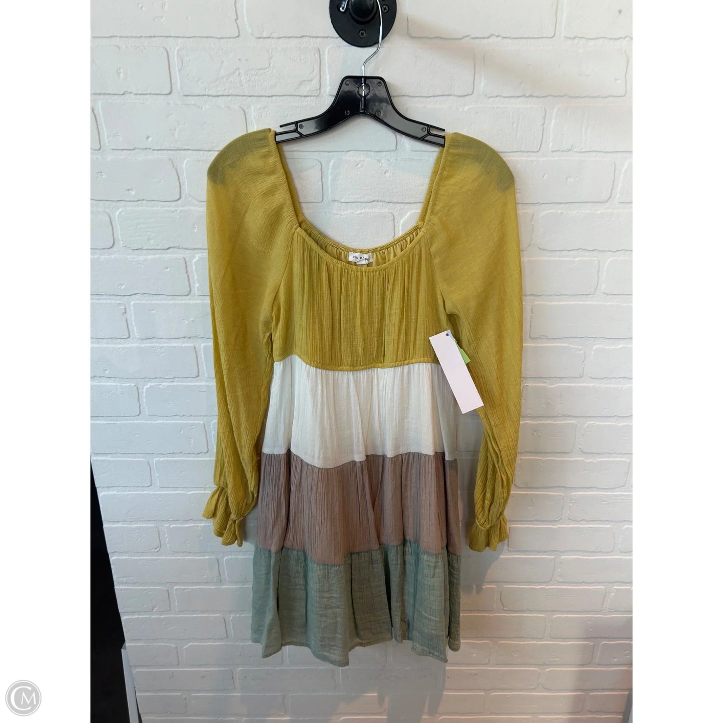 Dress Casual Short By Blu Pepper In White & Yellow, Size: S