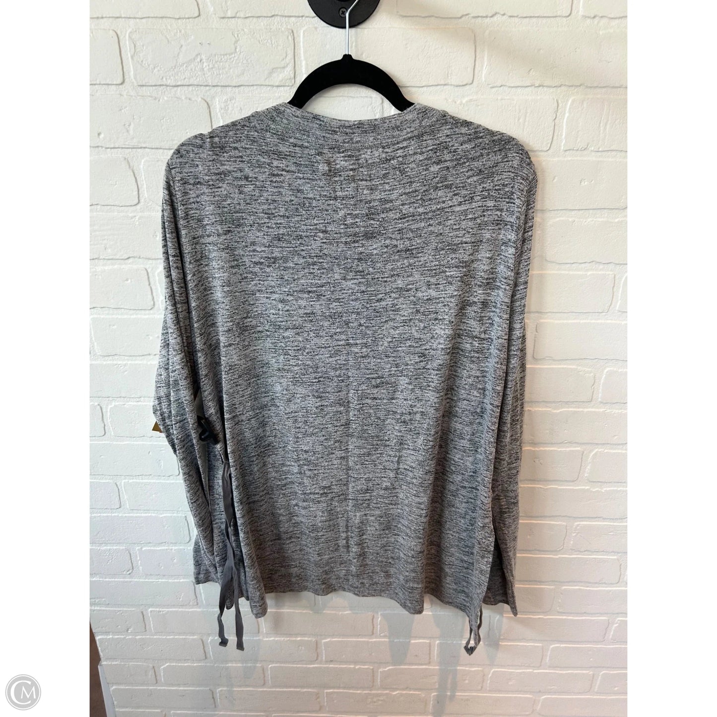 Top Long Sleeve Designer By Ugg In Grey, Size: Xl