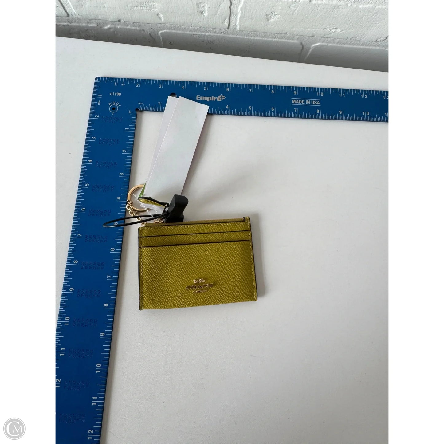 Id/card Holder Designer By Coach, Size: Small