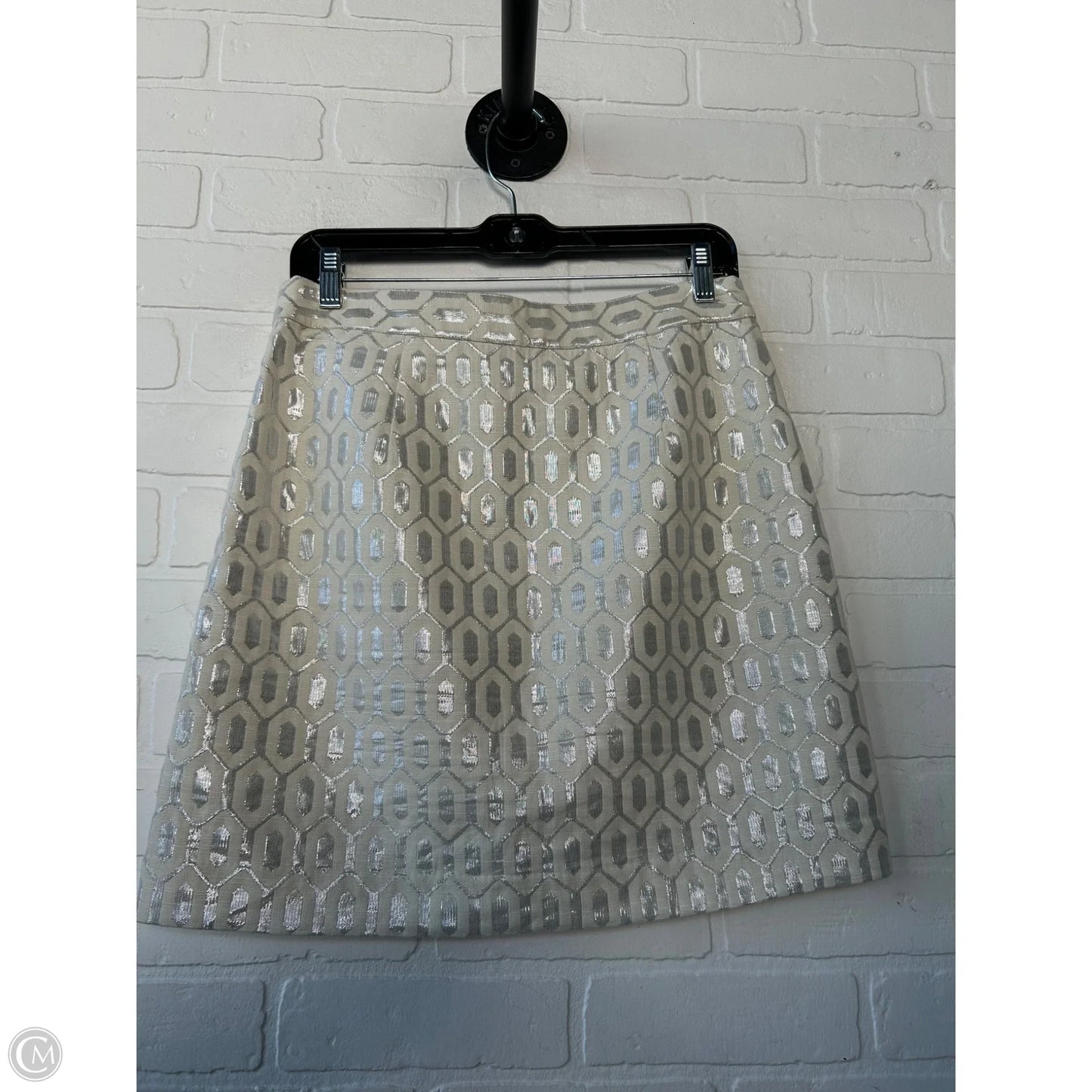 Skirt Mini & Short By Banana Republic In Cream & Silver, Size: 6