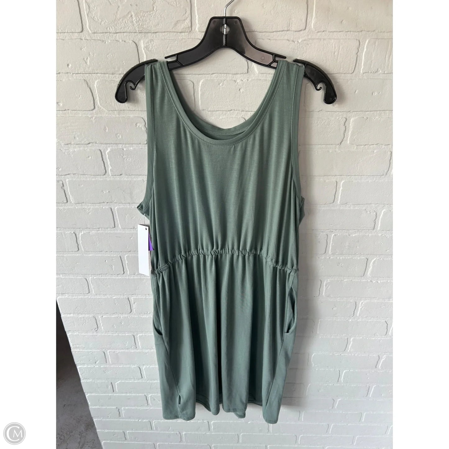 Dress Casual Short By Columbia In Green, Size: Xl
