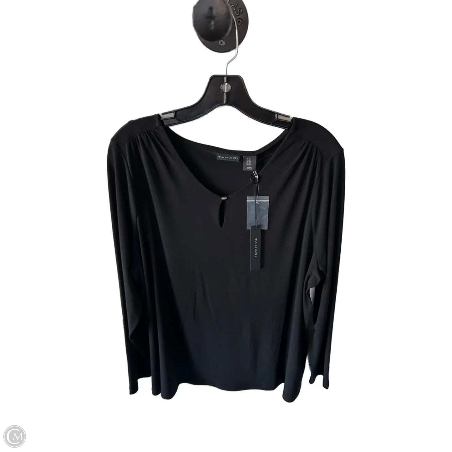 Top Long Sleeve By Tahari By Arthur Levine In Black, Size: 1x