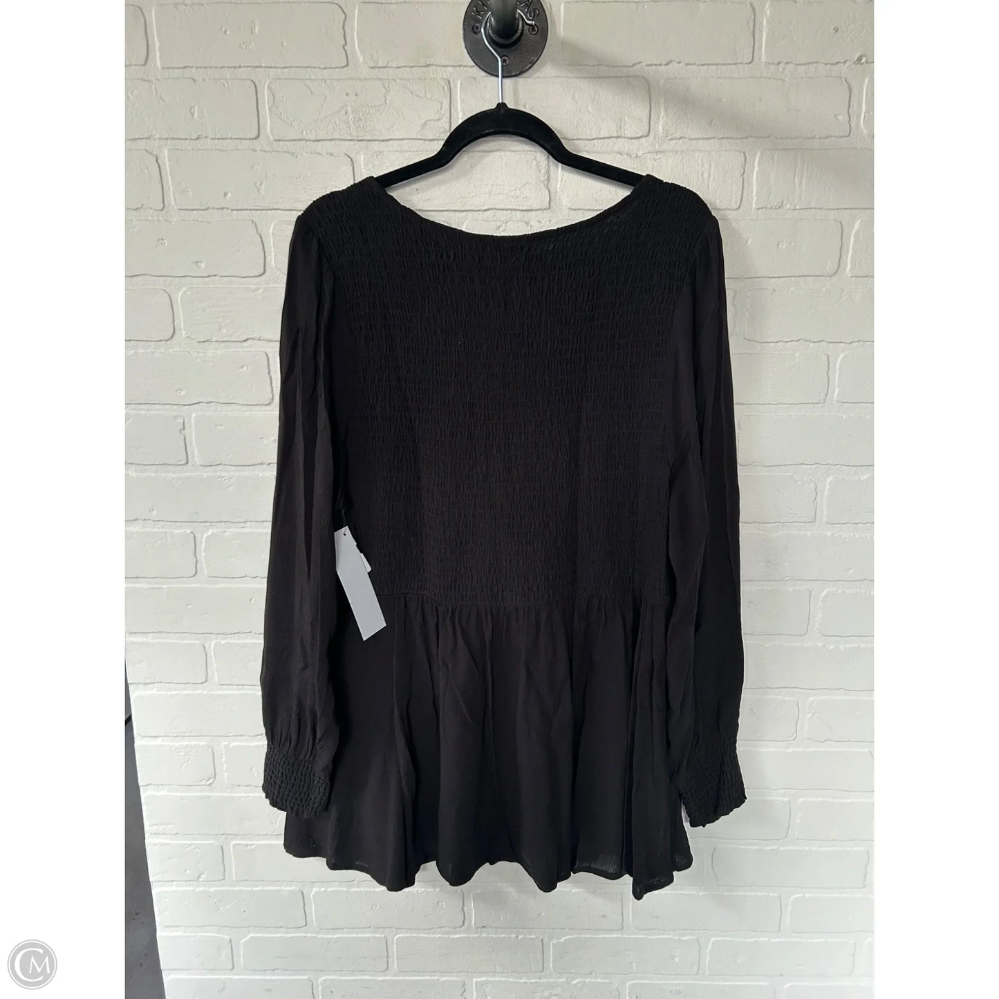 Top Long Sleeve By Torrid In Black, Size: 1x