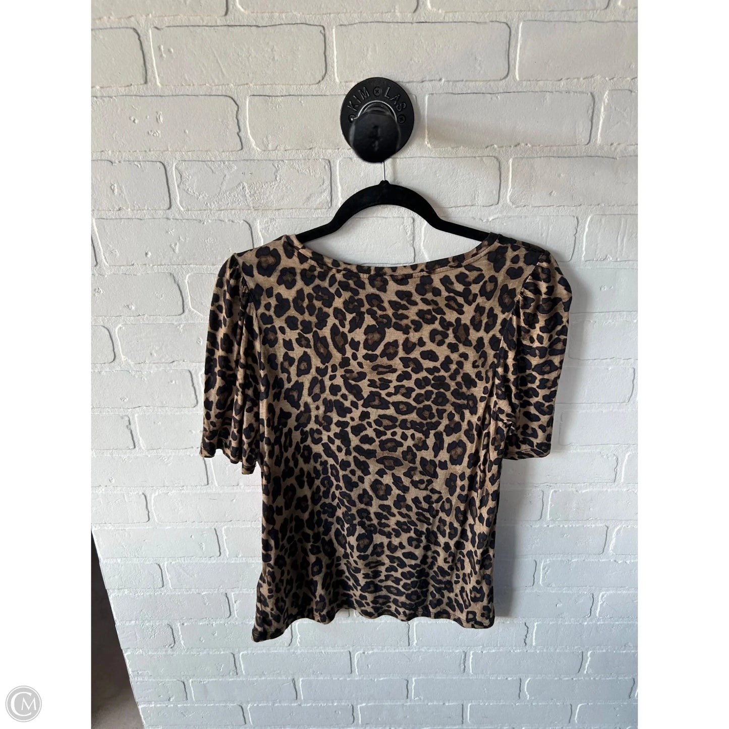 Top Short Sleeve Basic By H&m In Animal Print, Size: M