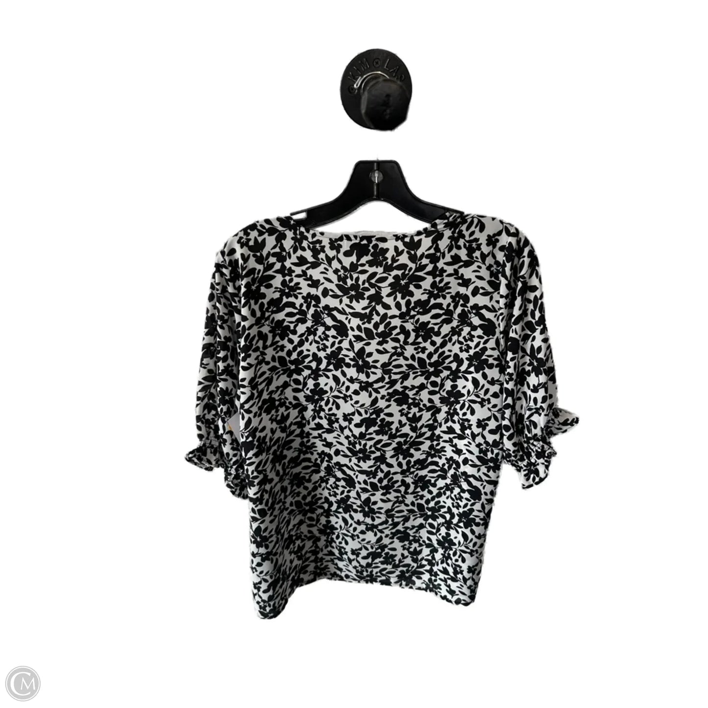 Top Short Sleeve By Well Worn In Black & White, Size: S