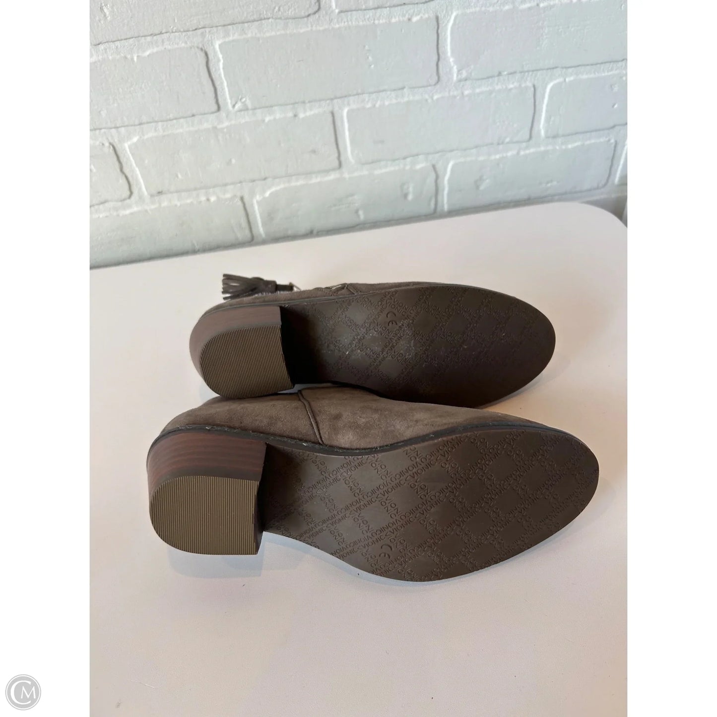 Boots Ankle Heels By Vionic In Grey, Size: 6