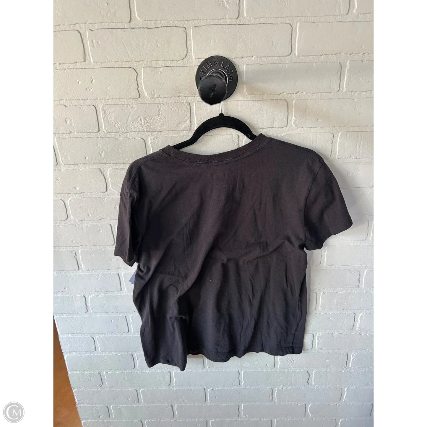 Top Short Sleeve Basic By Clothes Mentor In Grey, Size: M