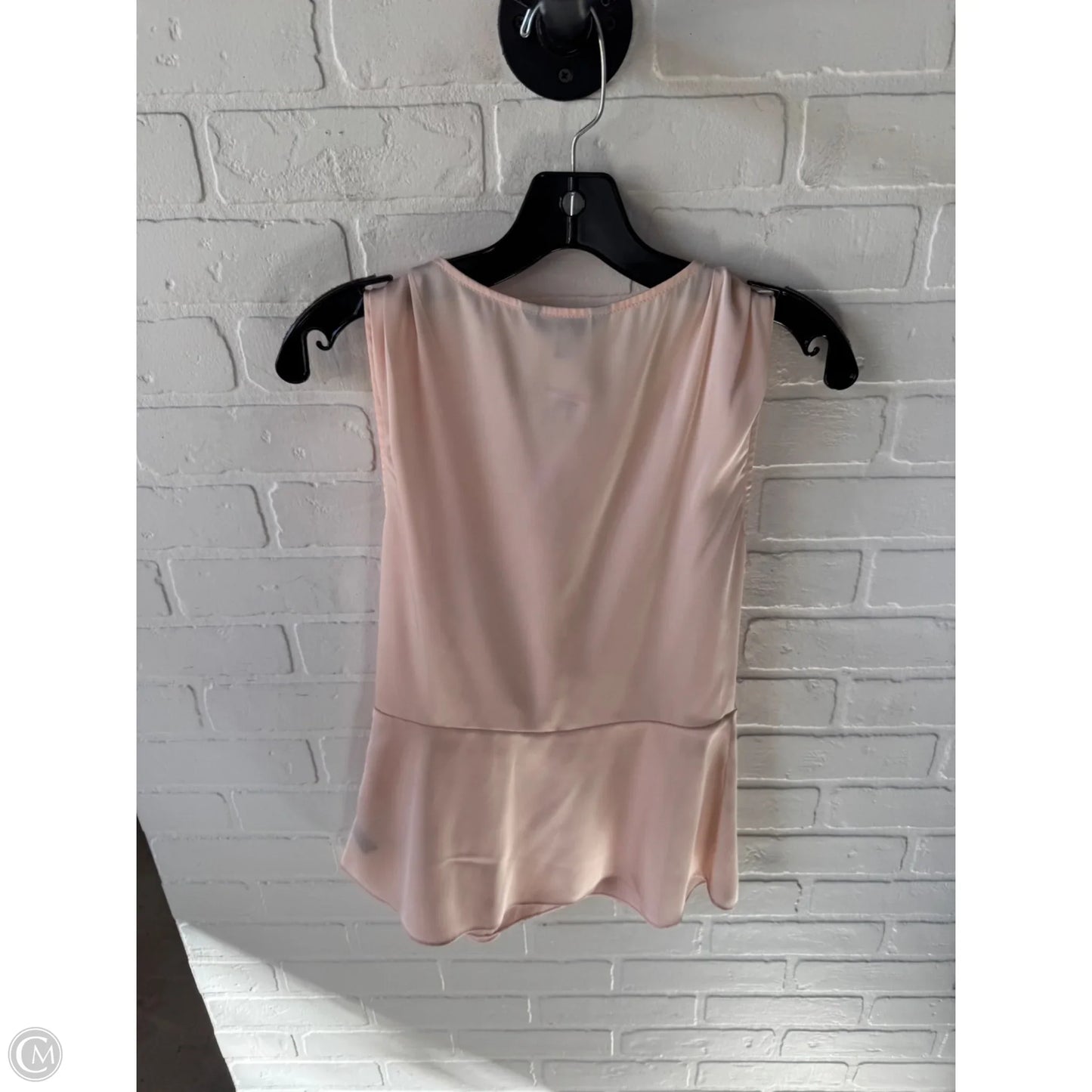 Top Sleeveless By Express In Pink, Size: M