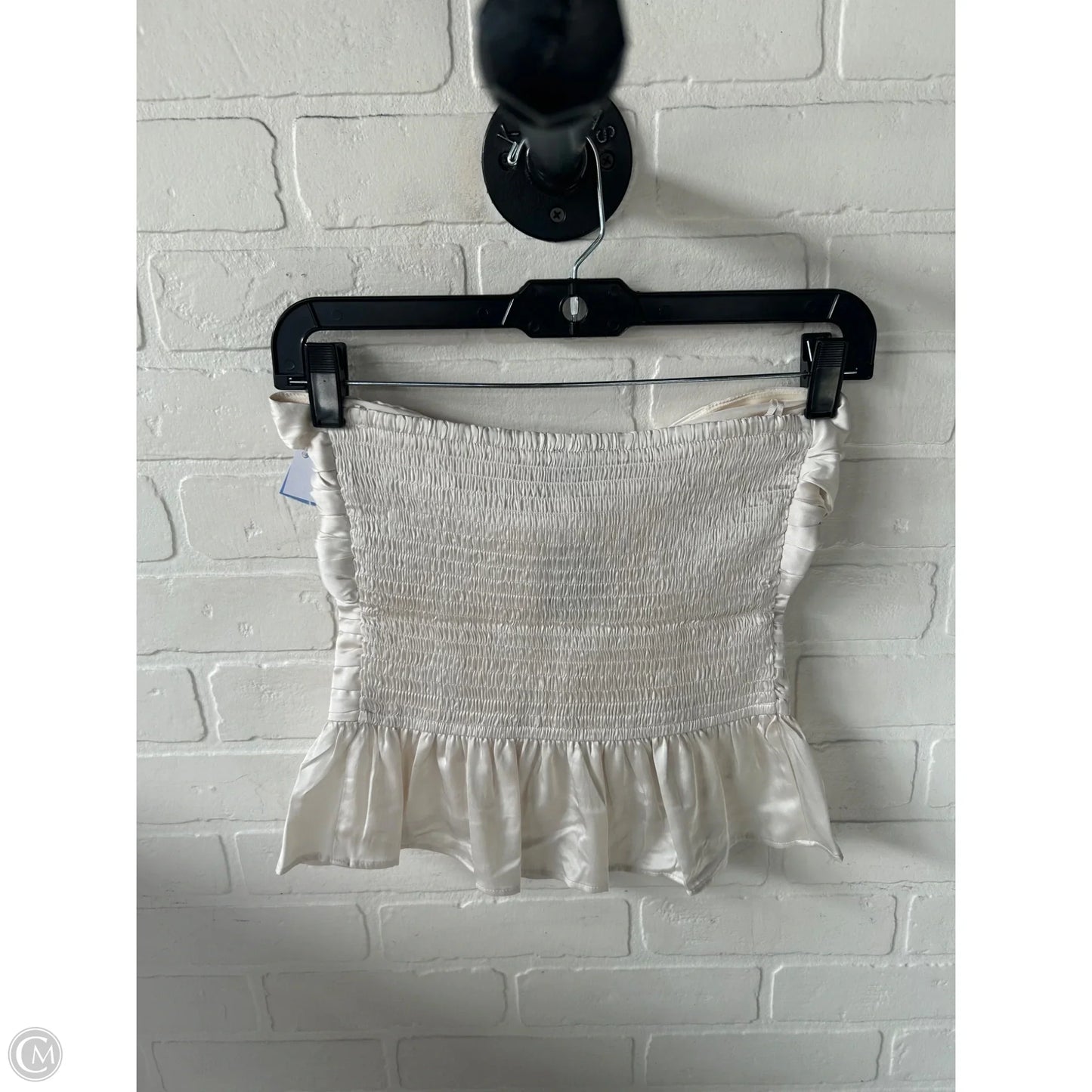 Top Sleeveless By Express In White, Size: S