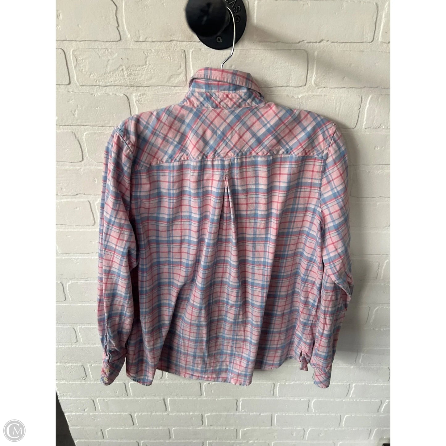 Top Long Sleeve By Vineyard Vines In Blue & Pink, Size: L