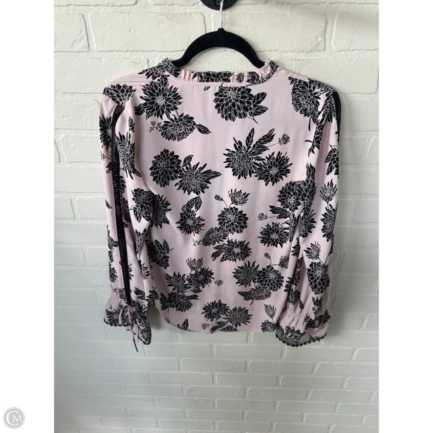 Top Long Sleeve By Ann Taylor In Black & Pink, Size: Xxs
