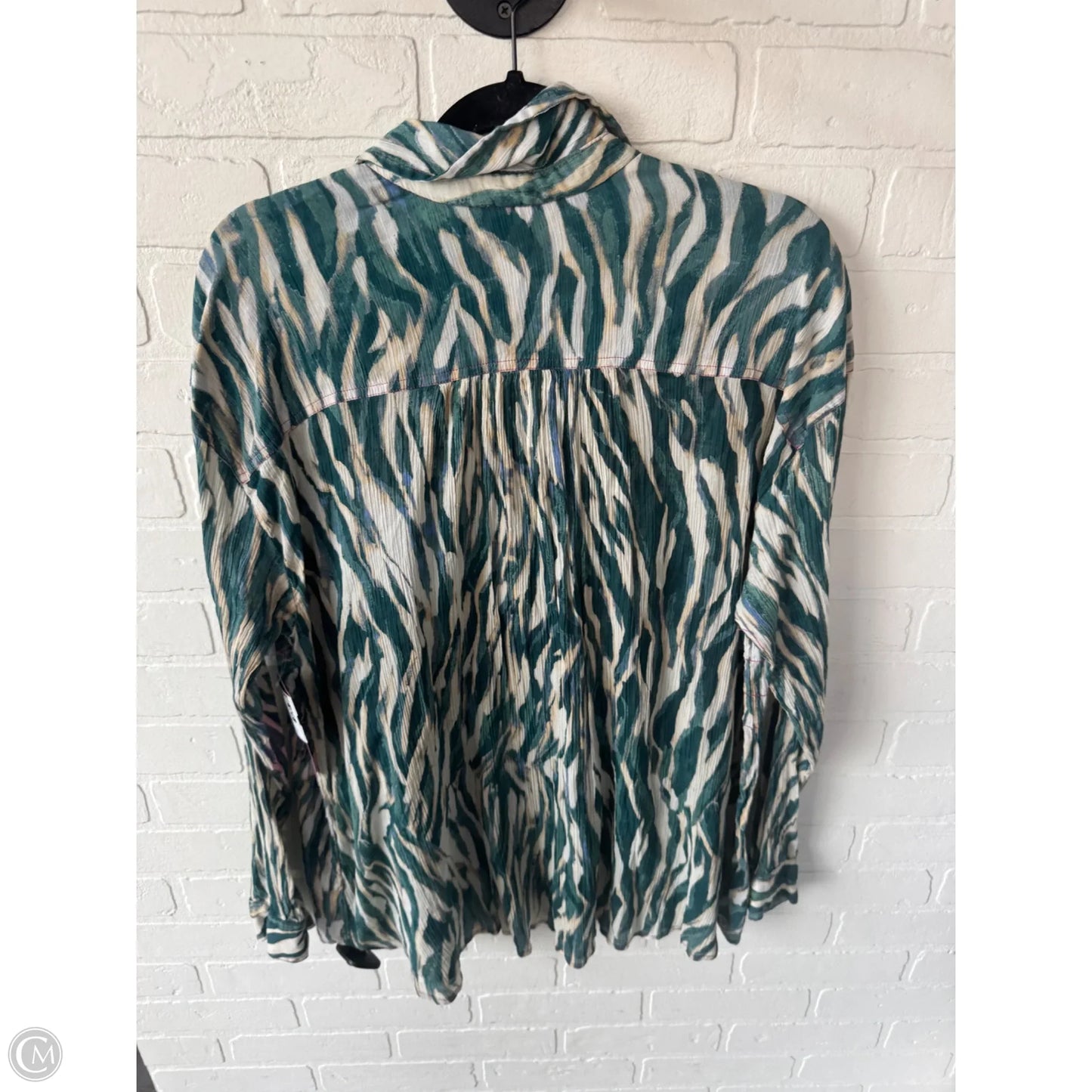 Top Long Sleeve By Pilcro In Green & Tan, Size: M