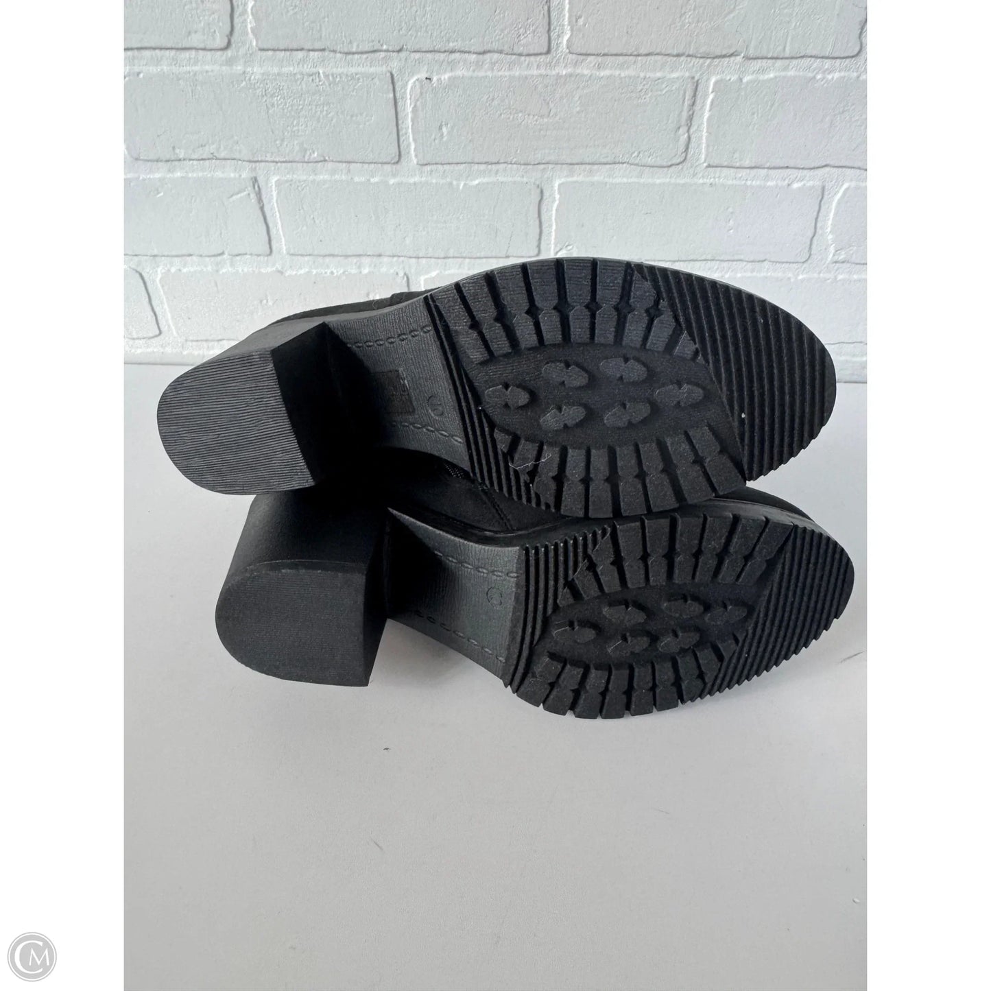 Boots Ankle Heels By Dream Pairs In Black, Size: 10