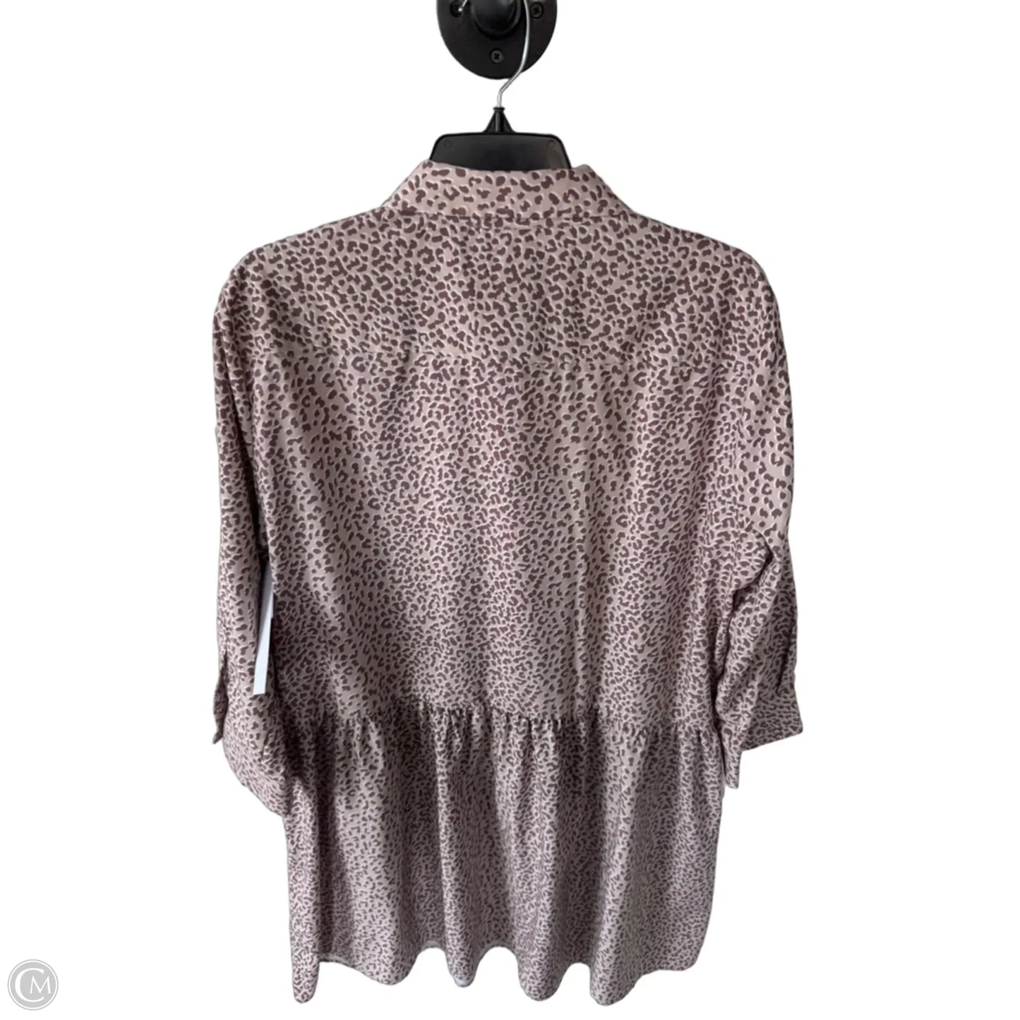 Dress Casual Short By Tuckernuck In Animal Print, Size: Xl