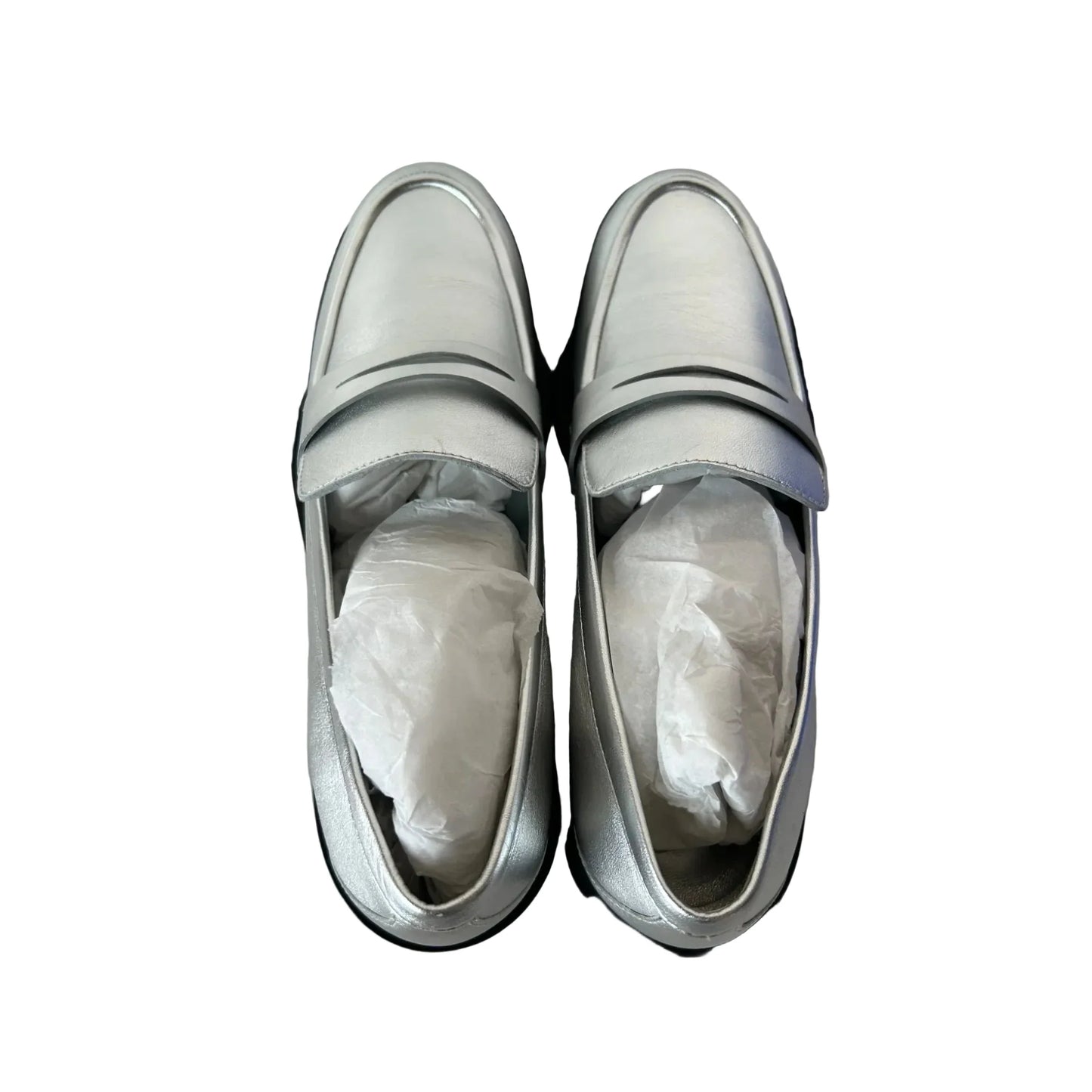 Shoes Designer By Stuart Weitzman In Silver, Size: 8.5