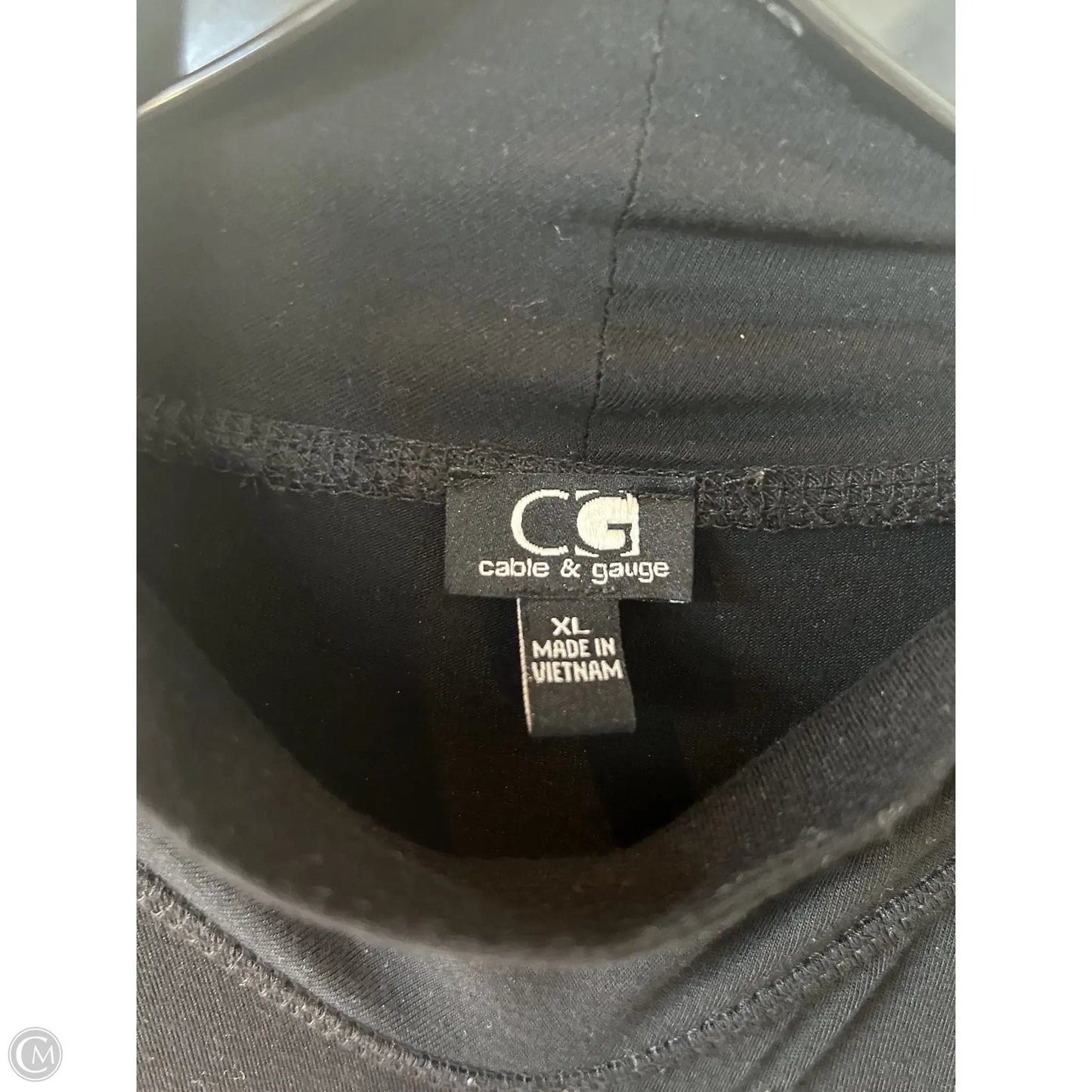 Top Long Sleeve By Cable And Gauge In Black, Size: Xl