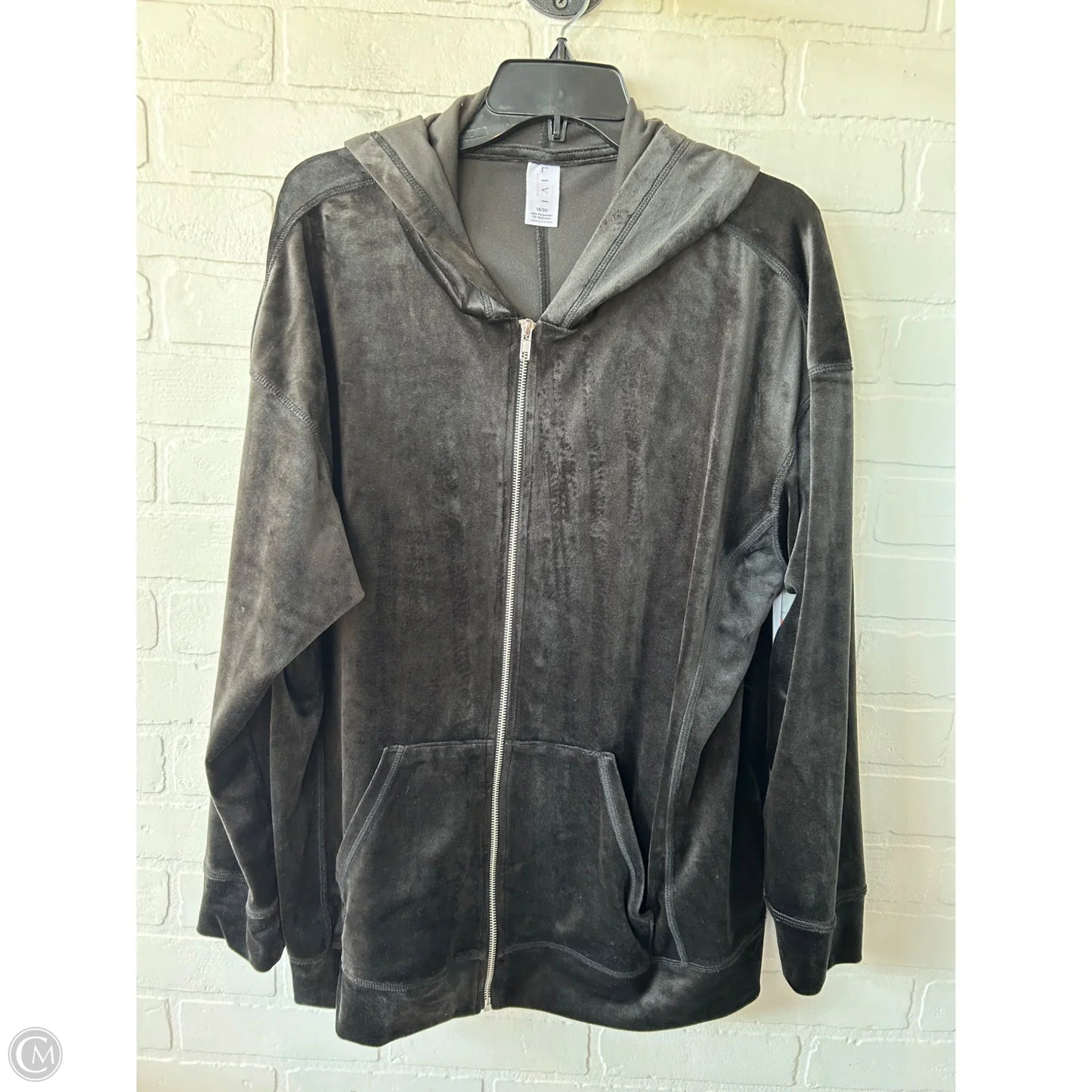 Sweatshirt Hoodie By Livi Active In Black, Size: 1x