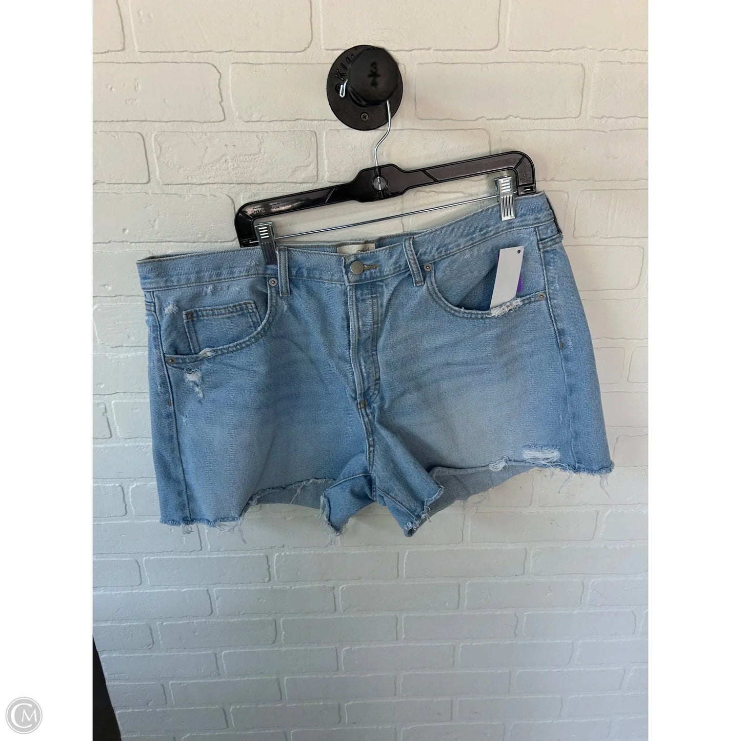 Shorts By Universal Thread In Blue Denim, Size: 16