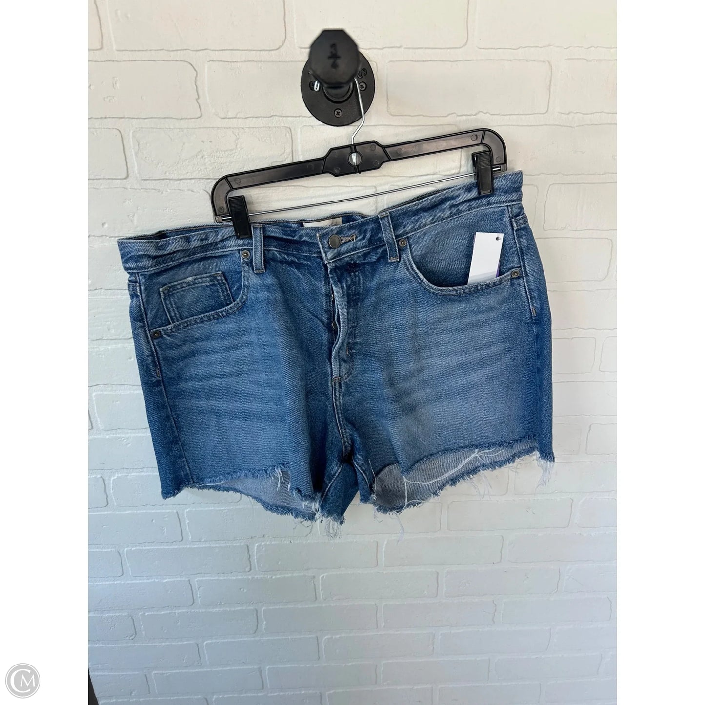 Shorts By Universal Thread In Blue Denim, Size: 14