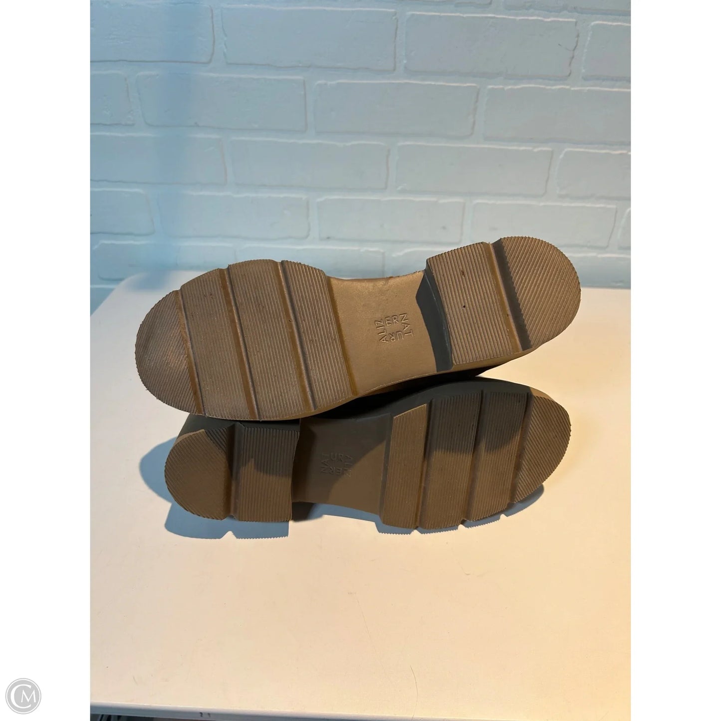 Boots Ankle Flats By Naturalizer In Brown, Size: 10