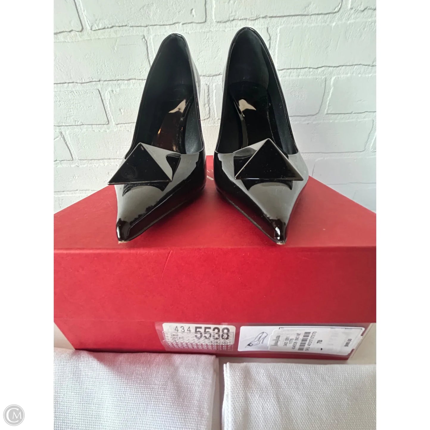 Shoes Luxury Designer By Valentino-garavani In Black, Size: 7