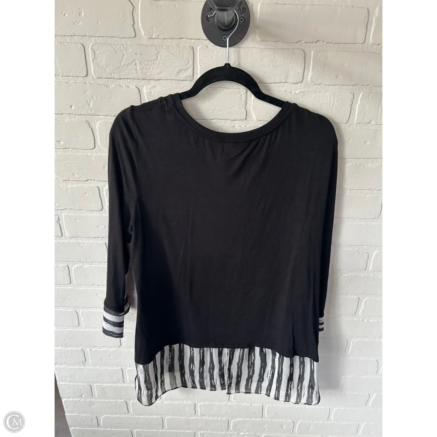 Top Long Sleeve By Christopher And Banks In Black & White, Size: Xl
