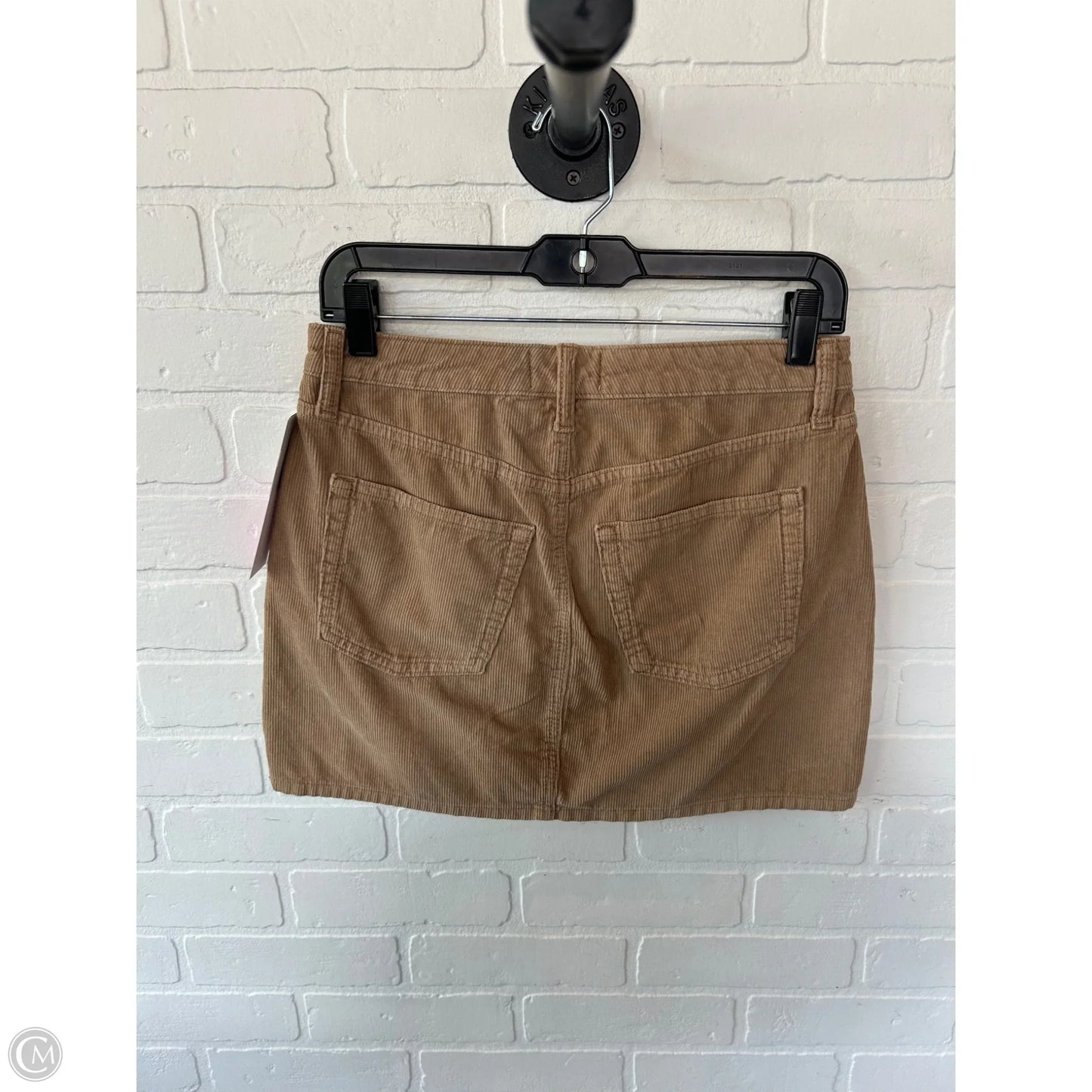 Skirt Mini & Short By Universal Thread In Tan, Size: 2