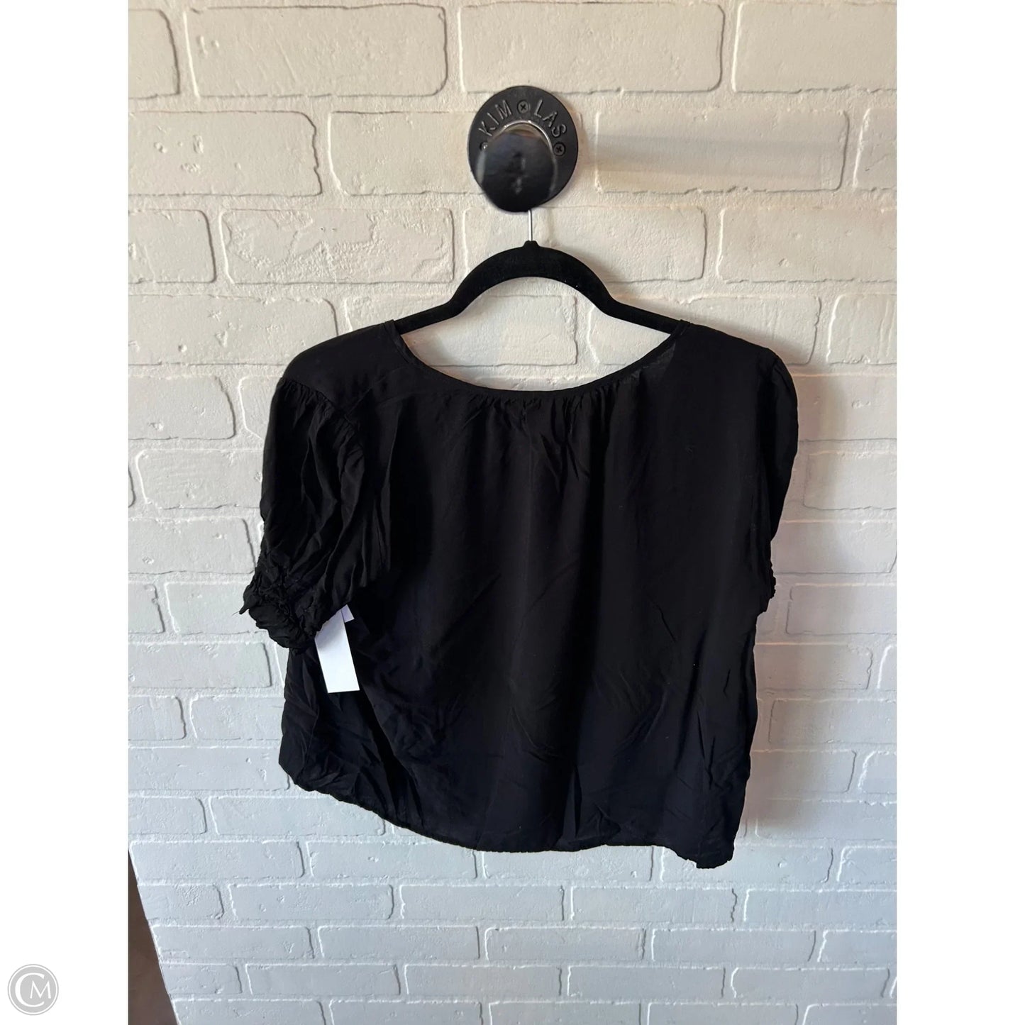 Top Short Sleeve By Velvet In Black, Size: Xs