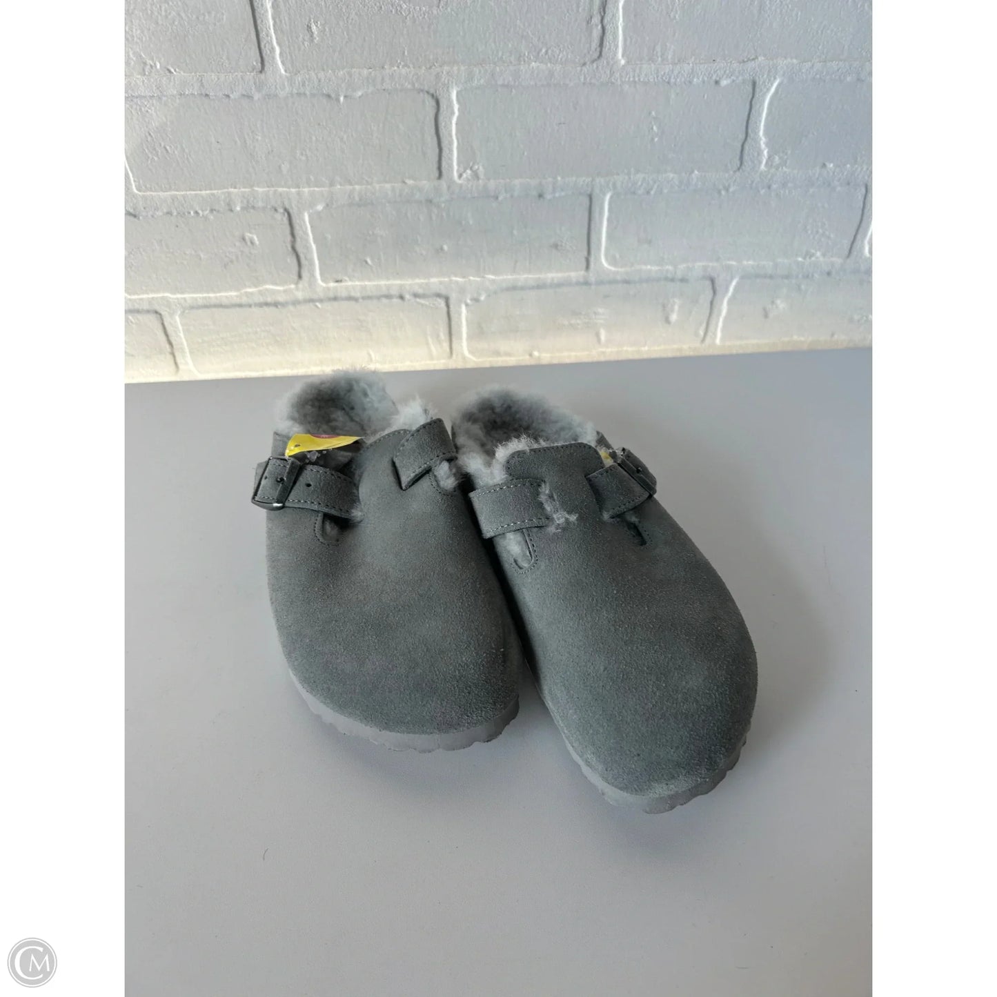 Shoes Flats By Birkenstock In Grey, Size: 6.5