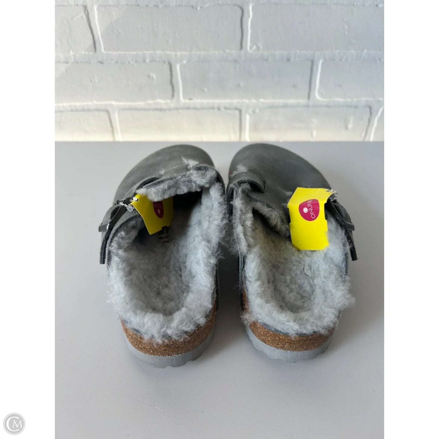 Shoes Flats By Birkenstock In Grey, Size: 6.5