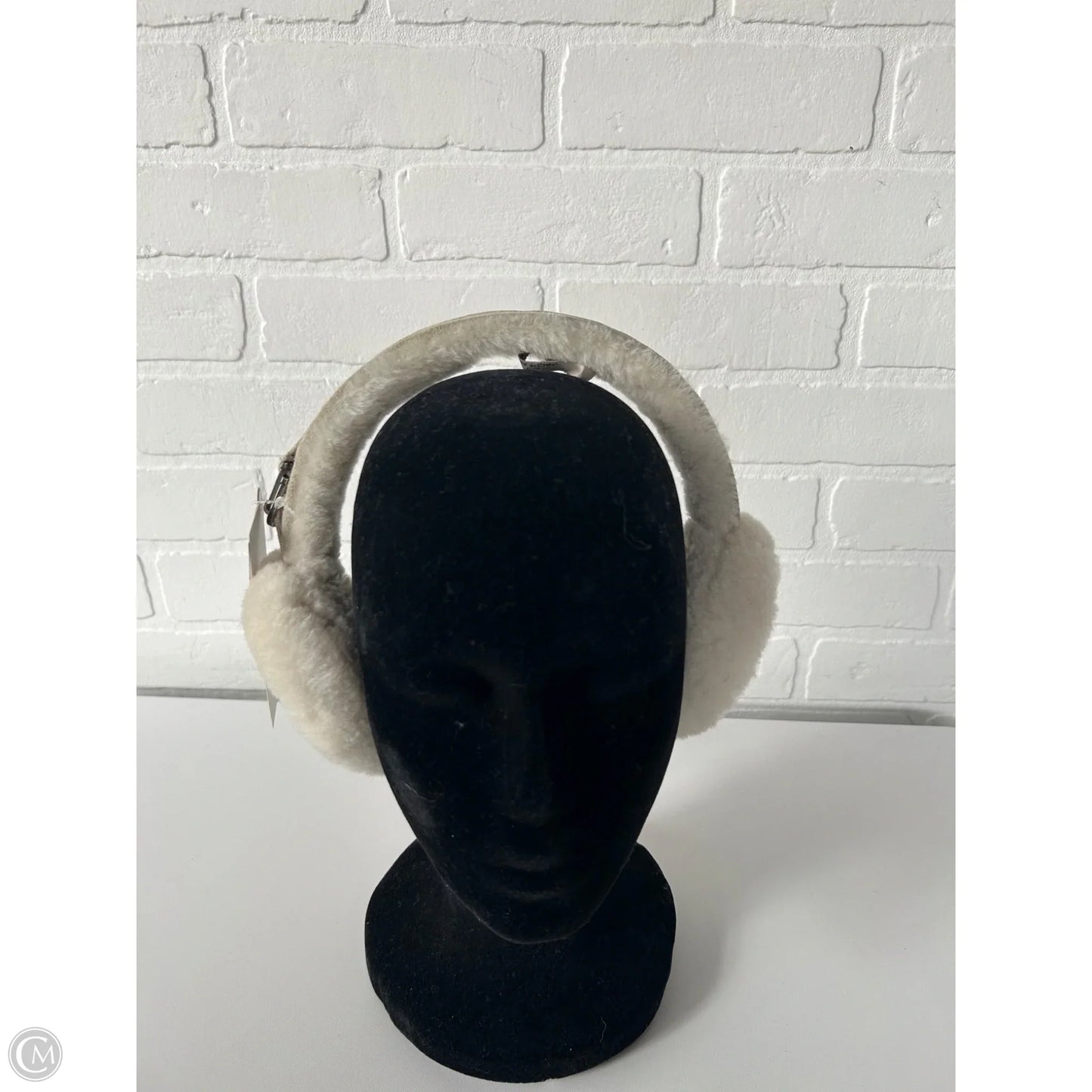 Accessory Designer Tag By Ugg